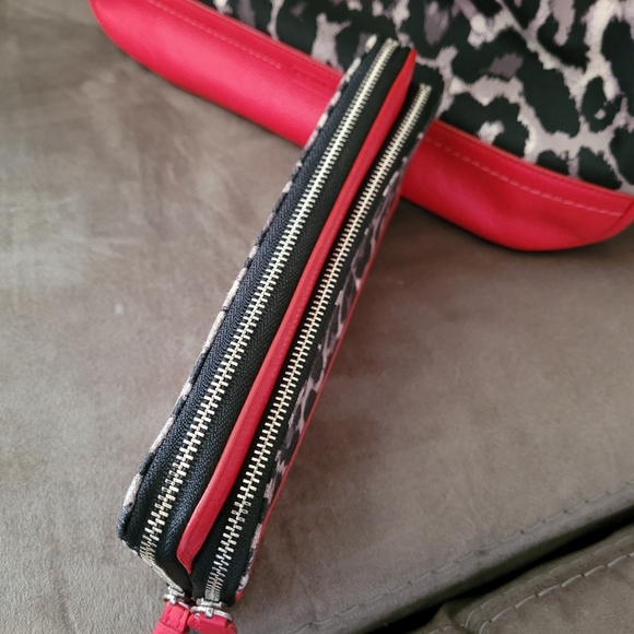 Coach Leopard ocelot zip wallet. Accordion style long wallet. Front zipper - Picture 4 of 4